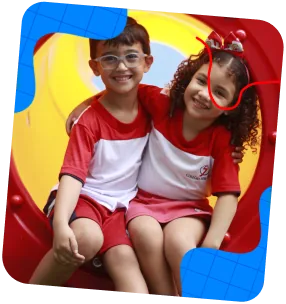 Aluna salesiana em atividade escolar